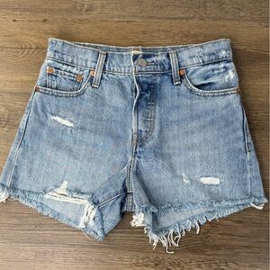 Levi’s Premium Women’s Distressed Wedgie Denim Shorts, distressed, button fly 26